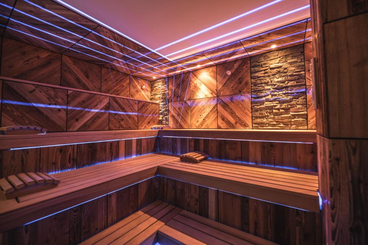 אורטיסיי Alpin Garden Luxury Maison & Spa - Adults Only מראה חיצוני תמונה