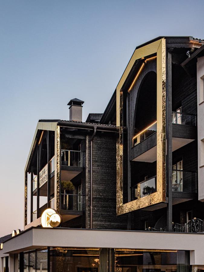 אורטיסיי Alpin Garden Luxury Maison & Spa - Adults Only מראה חיצוני תמונה