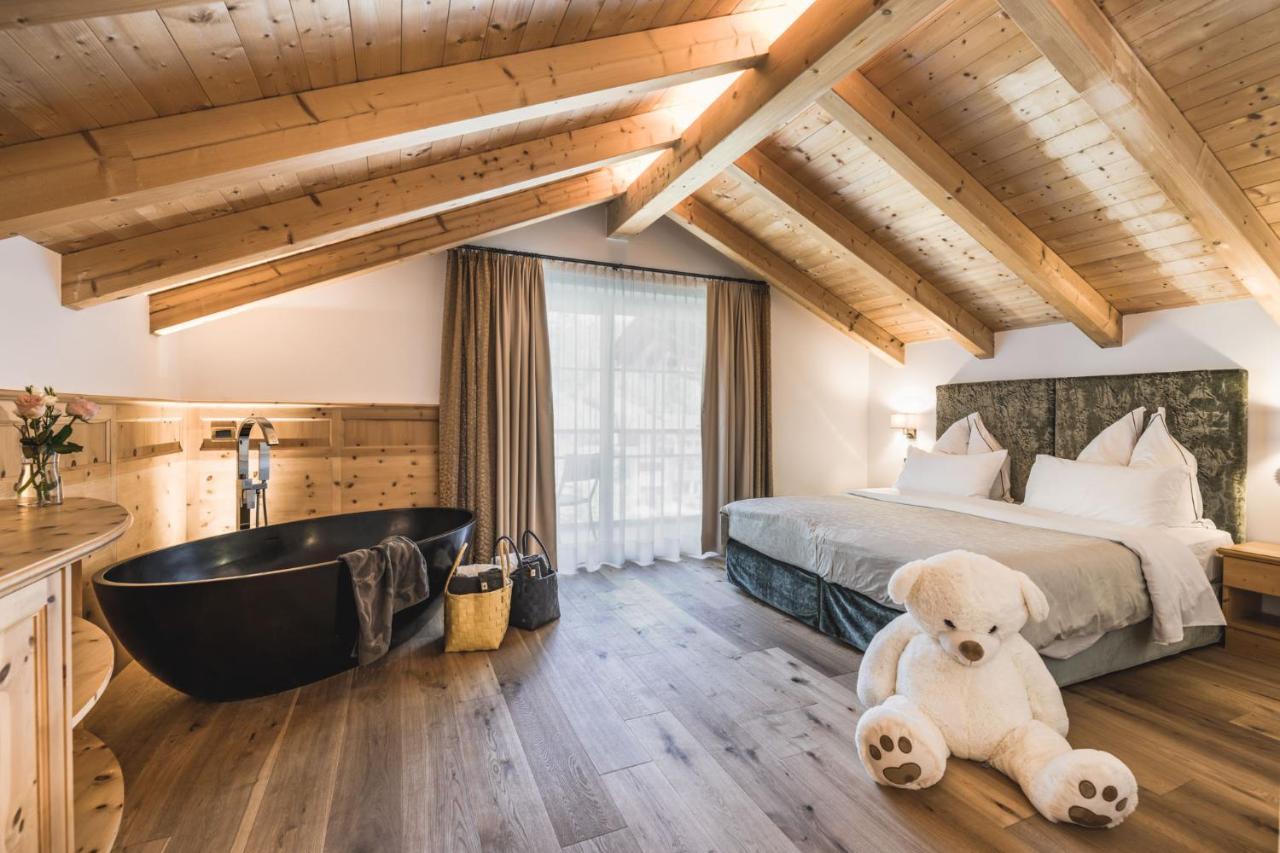 אורטיסיי Alpin Garden Luxury Maison & Spa - Adults Only מראה חיצוני תמונה